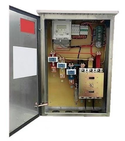 Smart large power current transformer metering unit for energy monitoring