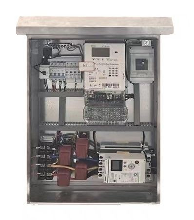 Smart large power current transformer metering unit for energy monitoring